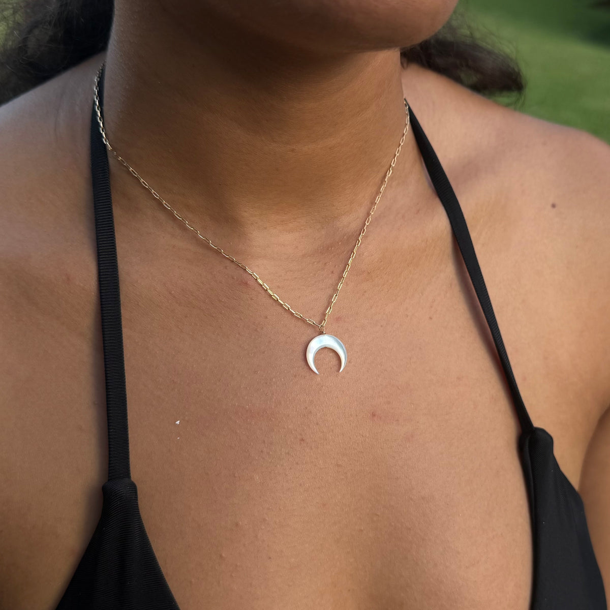 Hilo New Moon Necklace