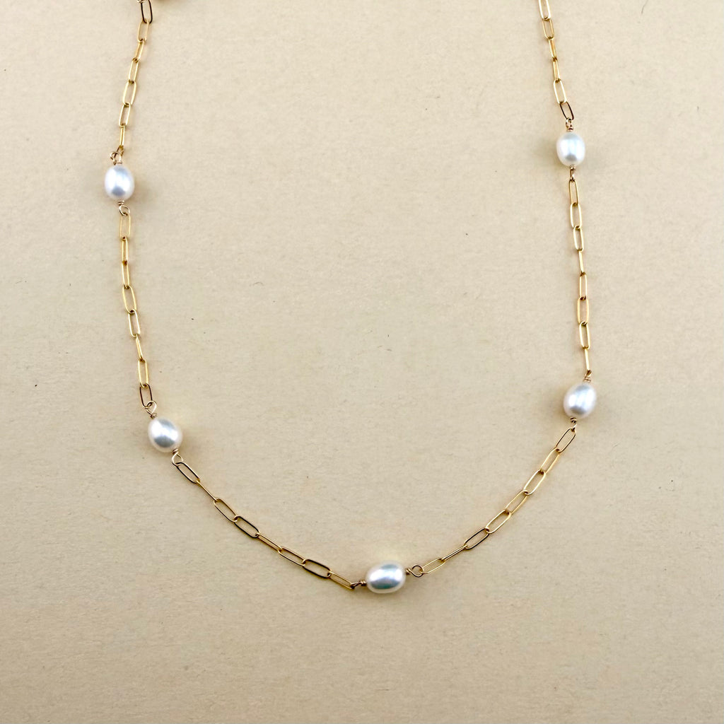 White Pearl Paperclip Choker