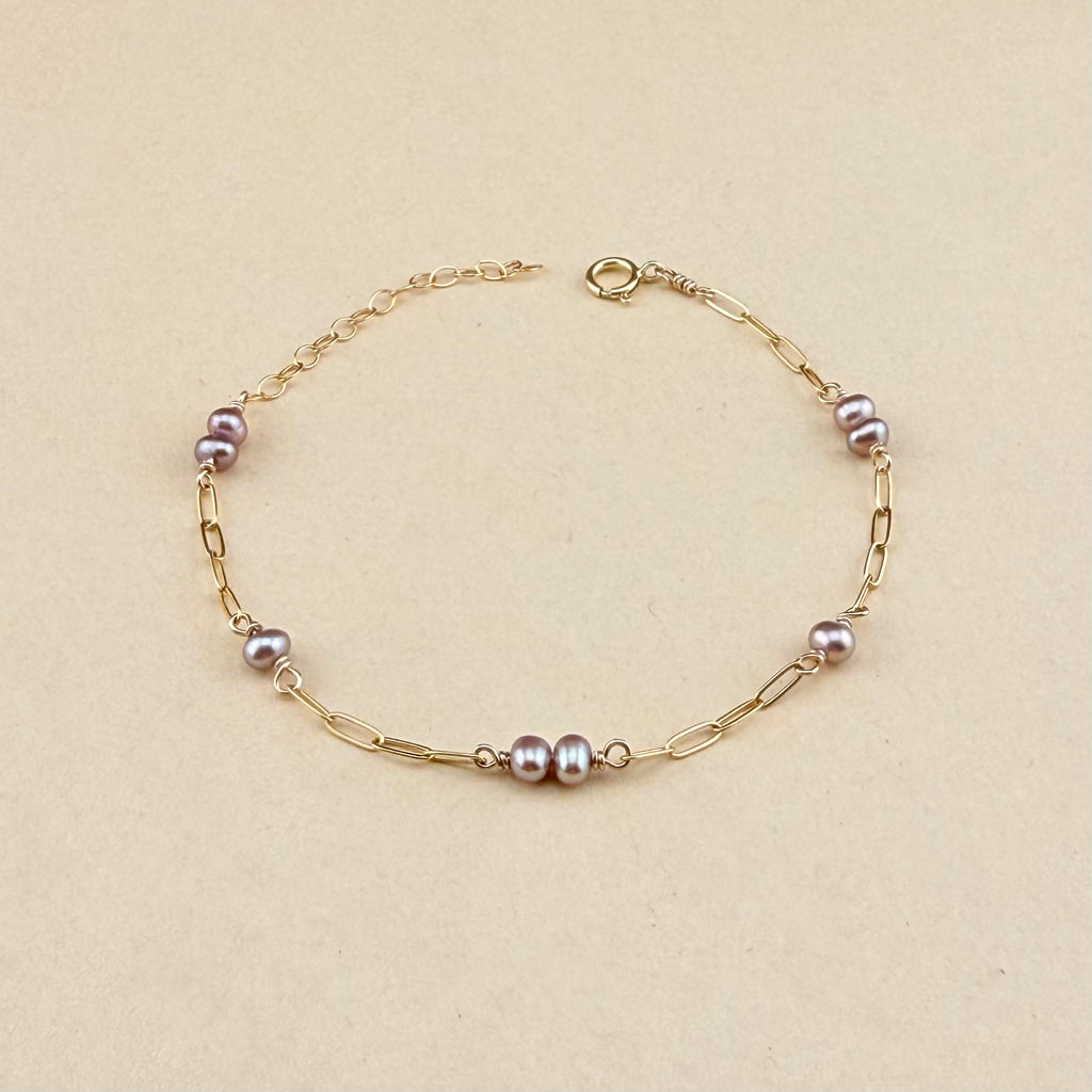 Metallic Mauve Pearl Bracelet