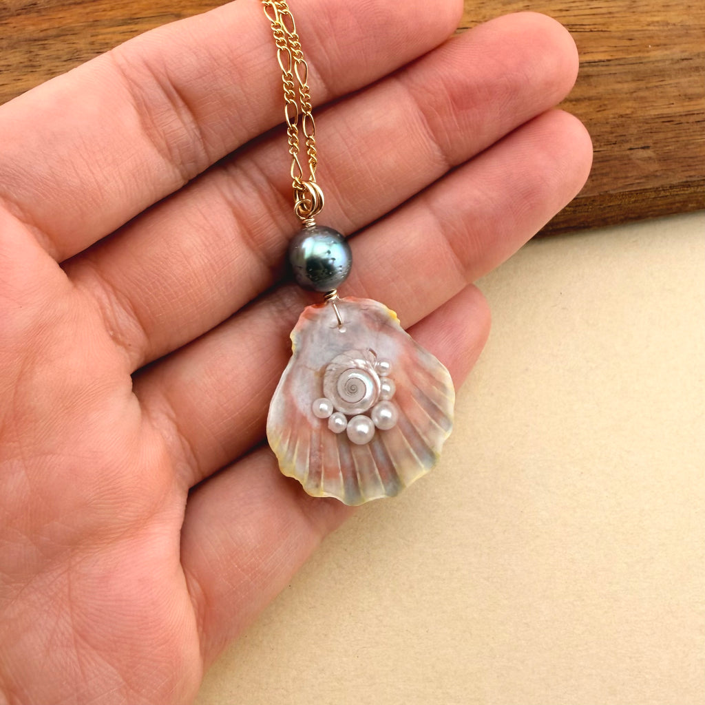 Moody Sunrise Shell Necklace | Buried Treasure Collection
