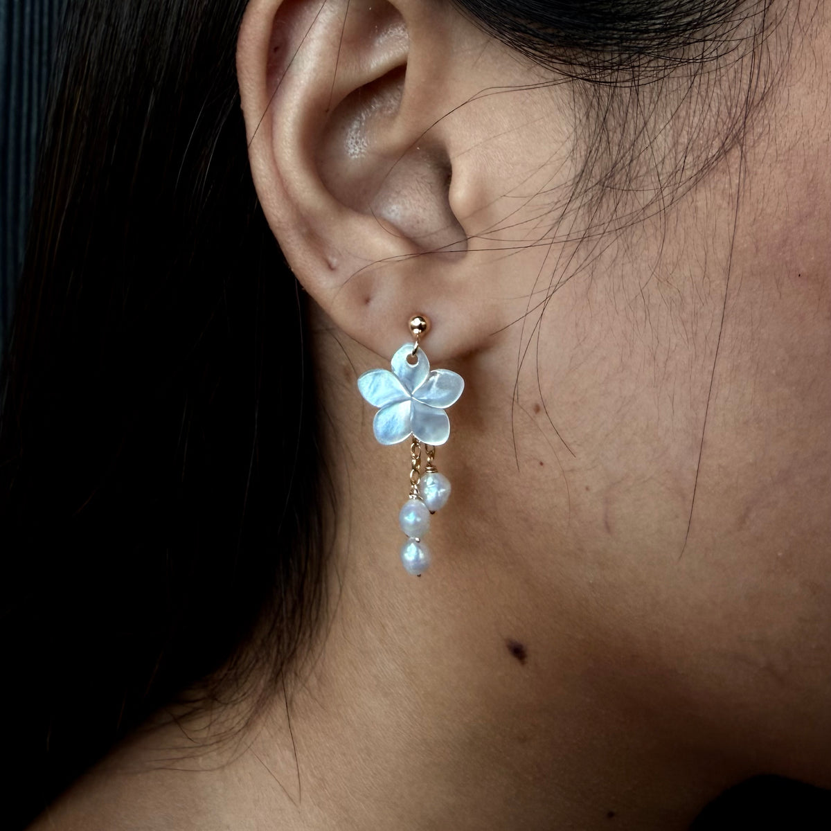 Plumeria Drippp Earrings