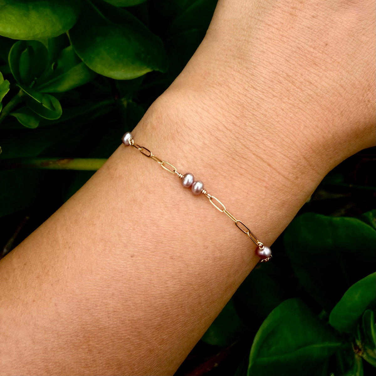 Metallic Mauve Pearl Bracelet