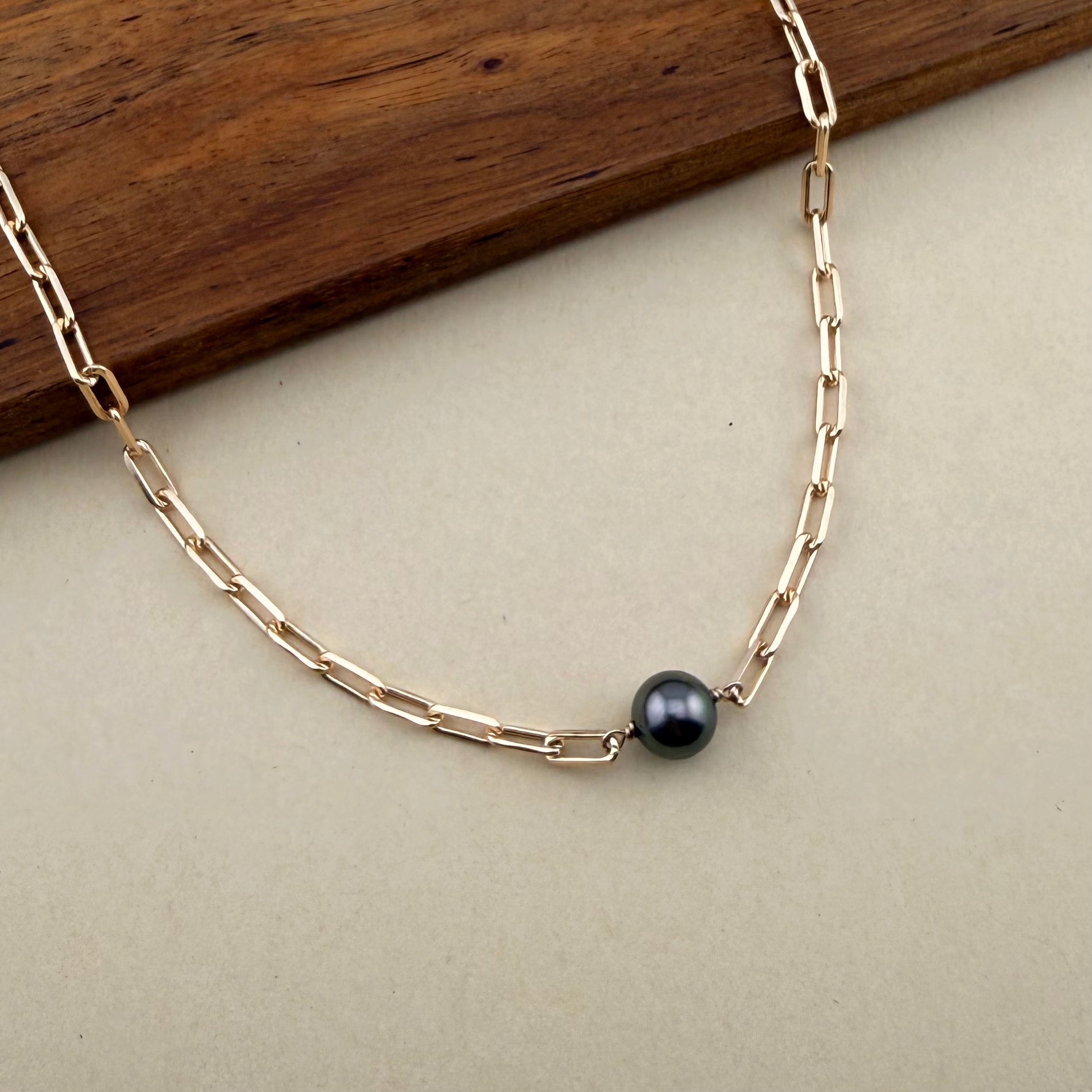Chunky Paperclip Tahitian Choker